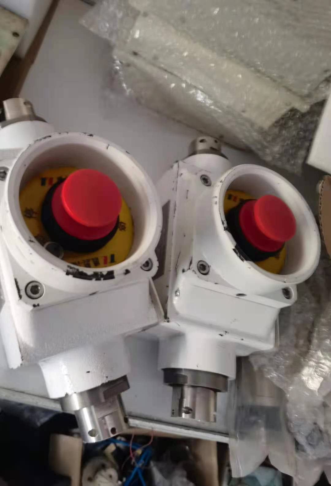 天津华宁KHJ15/18-1(IT)矿用本质安全型组合急停闭锁开关